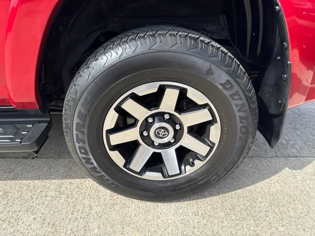 Used 2021 Toyota 4Runner TRD Off-Road AWD/4WD image 57