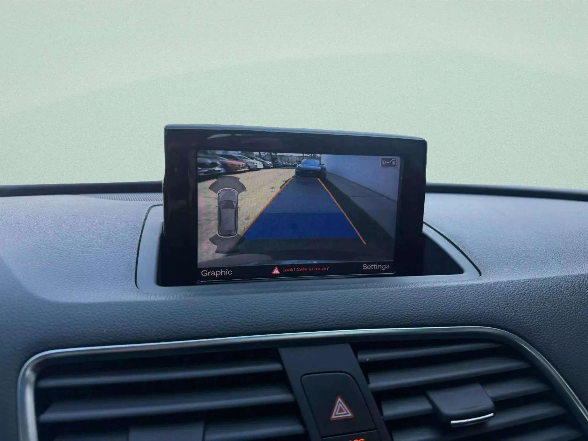 Used 2018 Audi Q3 2.0T Premium Plus w/ Premium Plus Package image 21