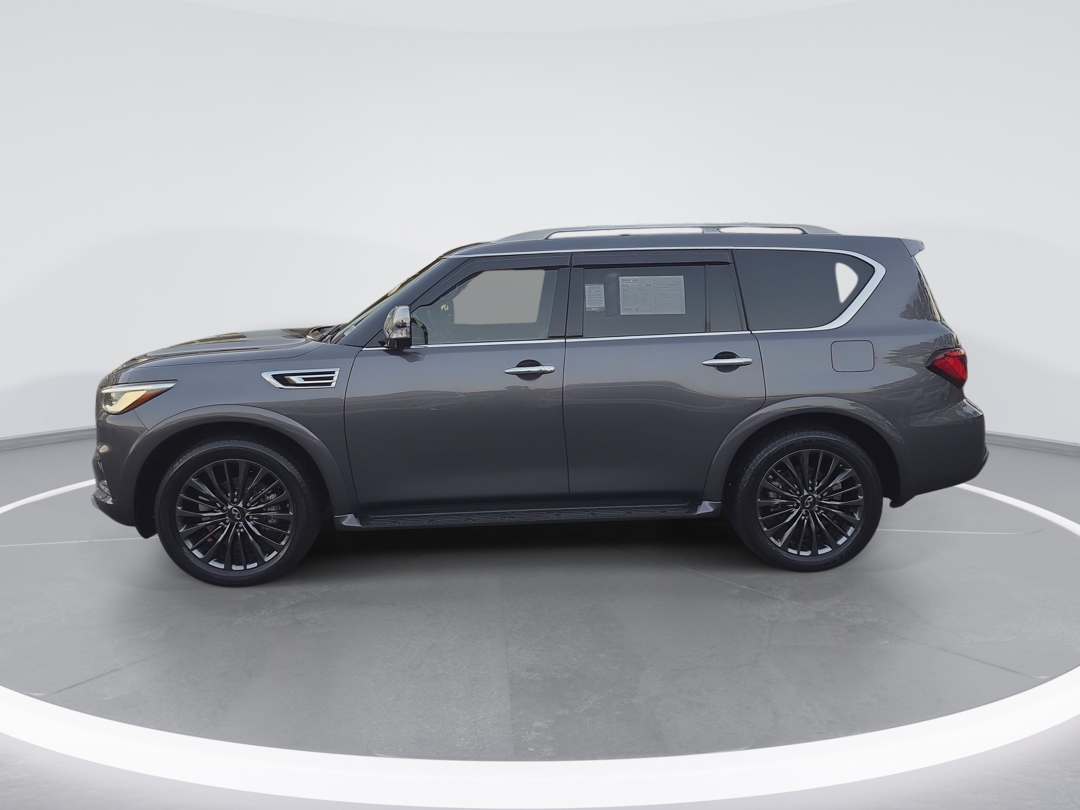 Used 2024 INFINITI QX80 Sensory w/ All-Season Package AWD/4WD image 6