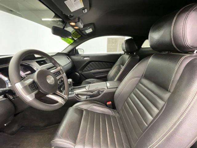 Used 2012 Ford Mustang Premium RWD image 14