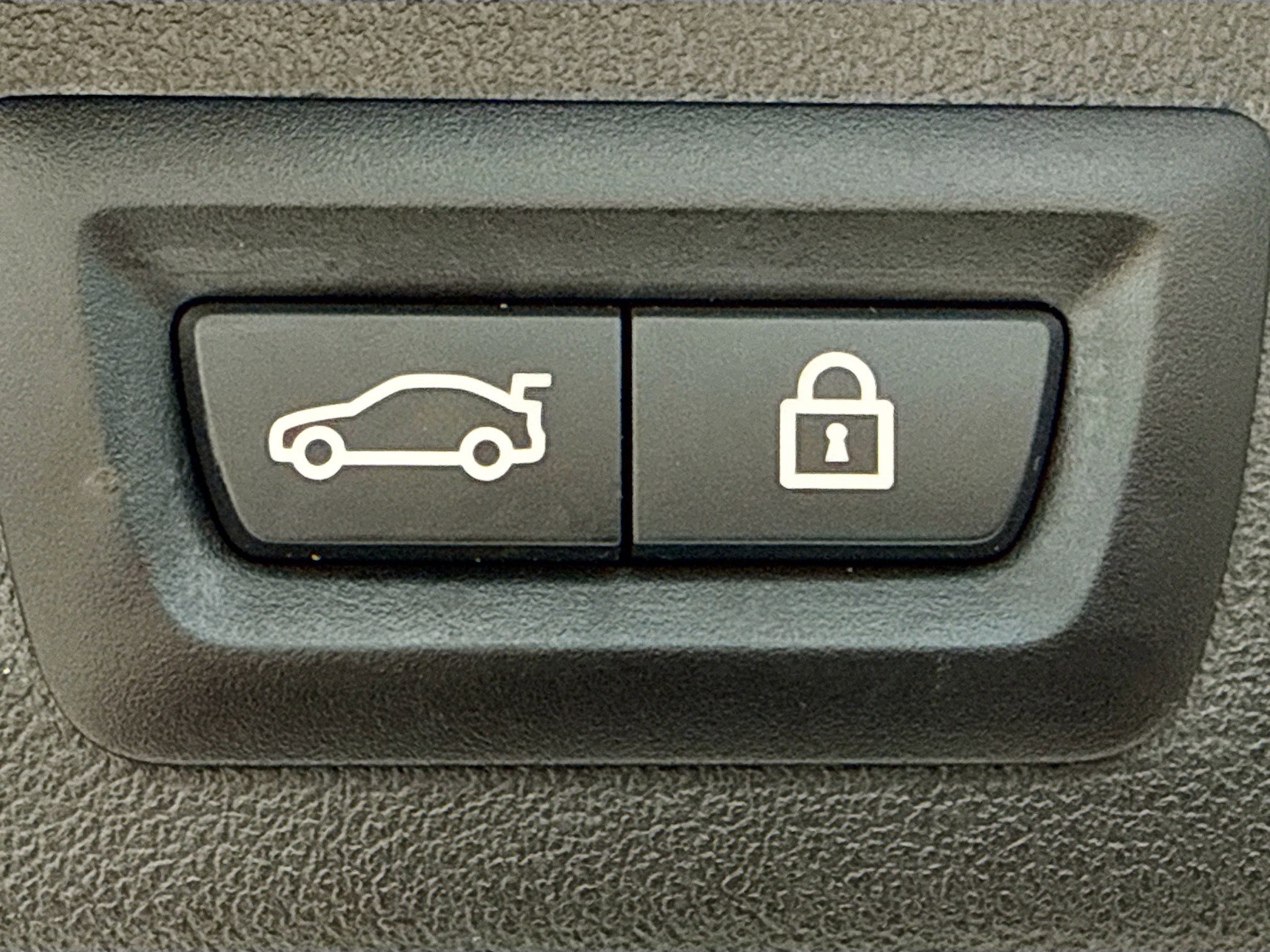 Used 2021 BMW X7 xDrive40i w/ Premium Package 2 image 13