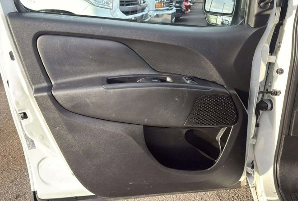 Used 2019 RAM ProMaster City Tradesman image 18