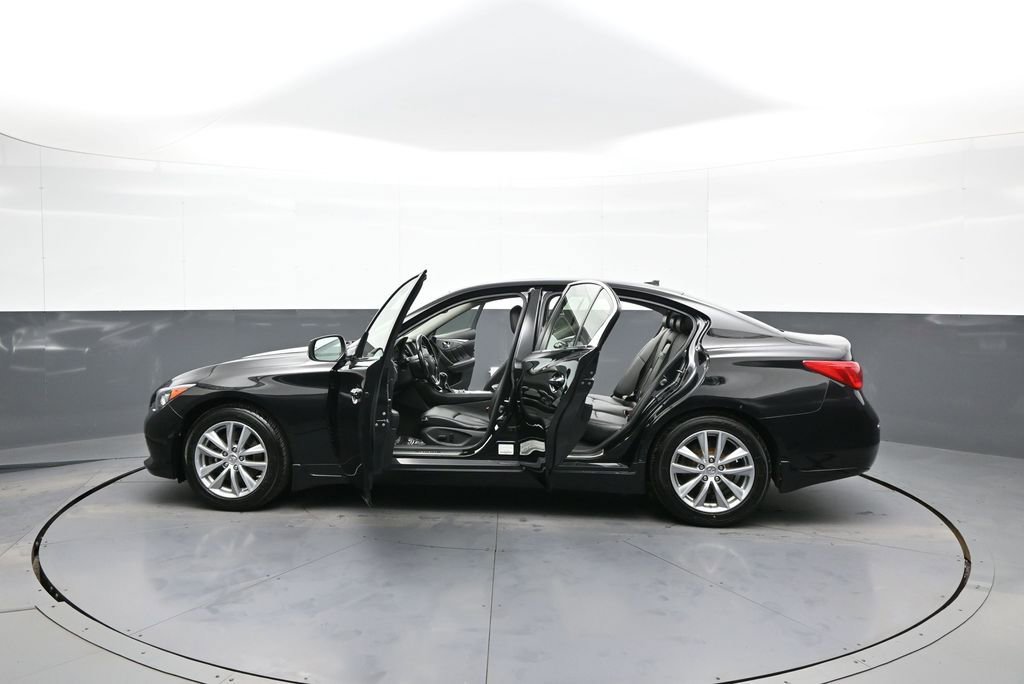 Used 2014 INFINITI Q50 Premium w/ Spare Tire Package image 42