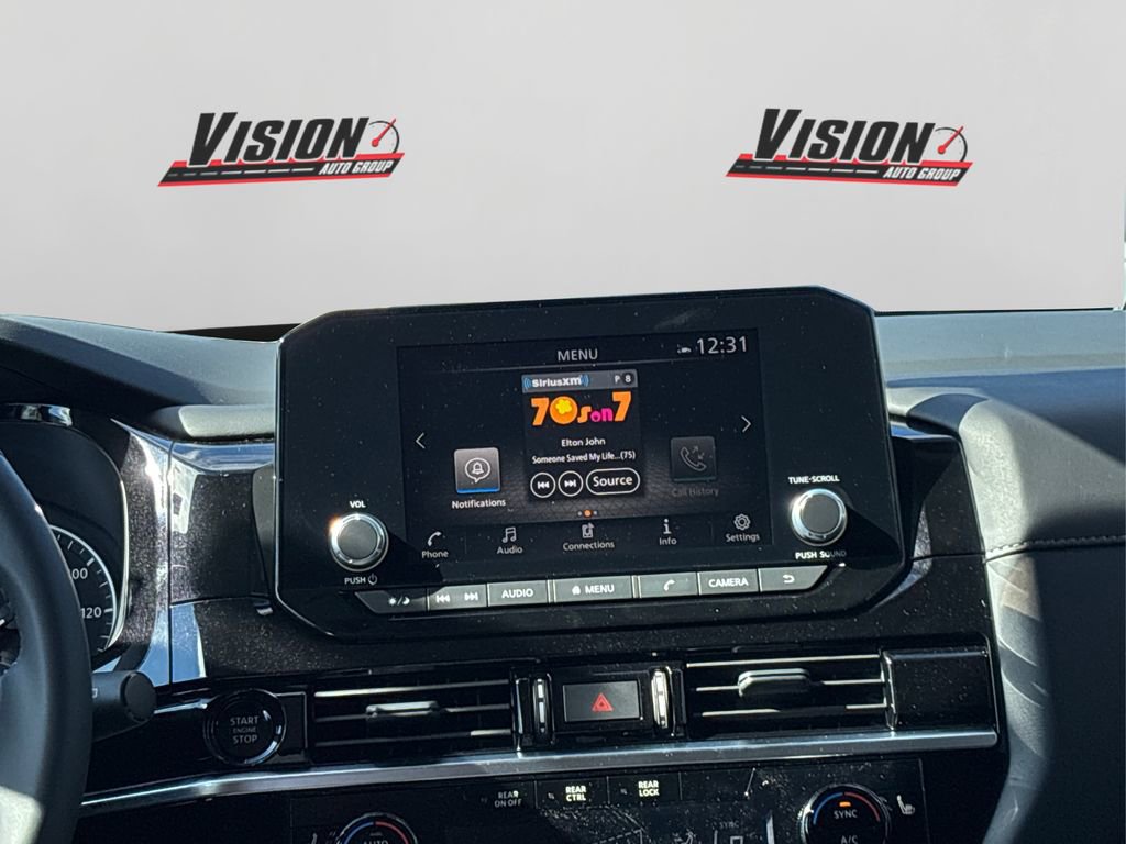 New 2025 Nissan Pathfinder SV w/ Black Appearance Package image 20