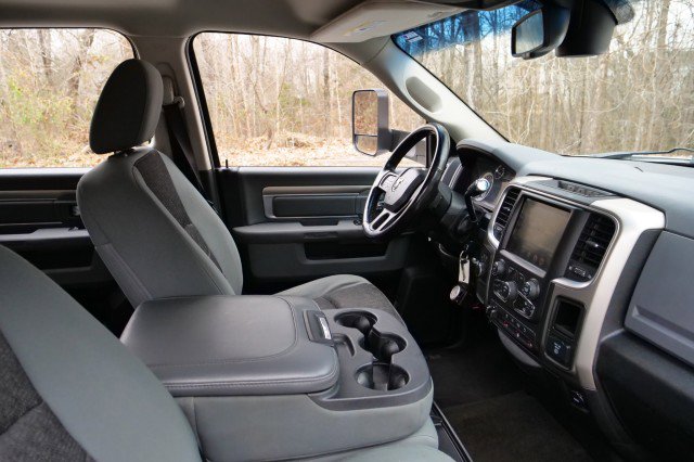 Used 2014 RAM 3500 Big Horn image 38