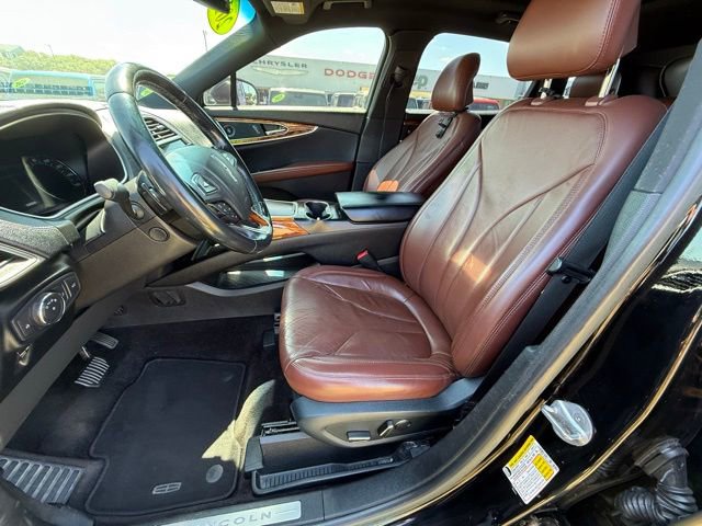 Used 2017 Lincoln MKX Reserve AWD/4WD image 9