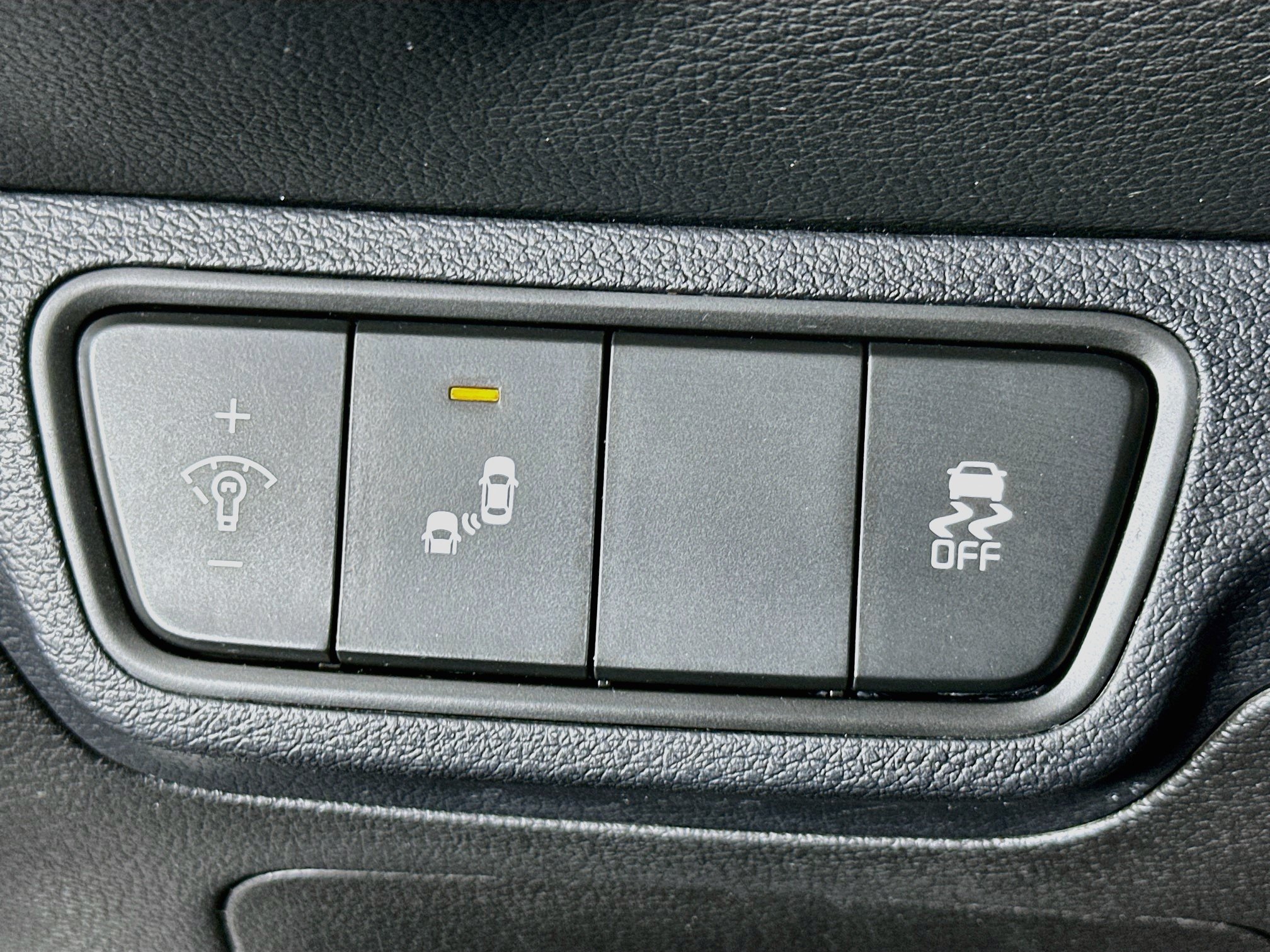 Used 2022 Kia Forte GT-Line FWD image 17
