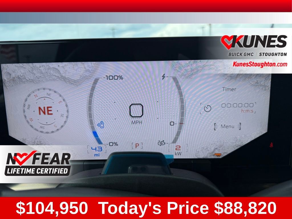 New 2025 GMC Hummer EV 2X w/ LPO, Dark Essentials Package image 29