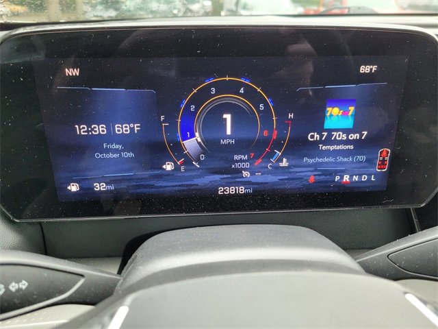 Used 2025 Chevrolet Traverse LT image 40