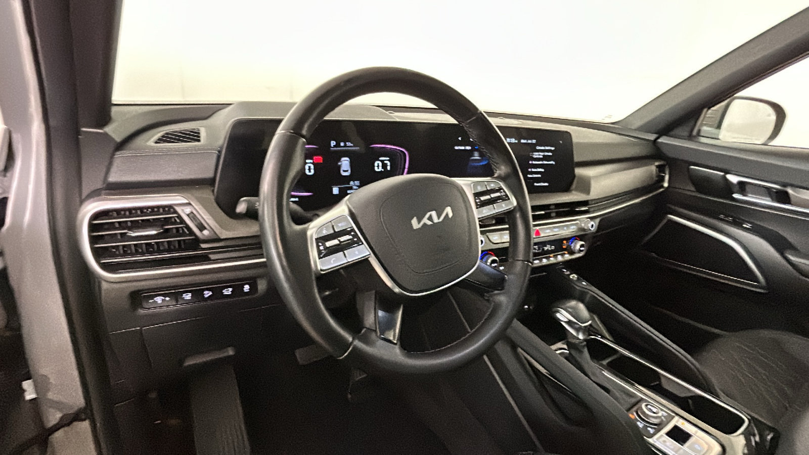 Used 2023 Kia Telluride EX X-Line AWD/4WD image 16