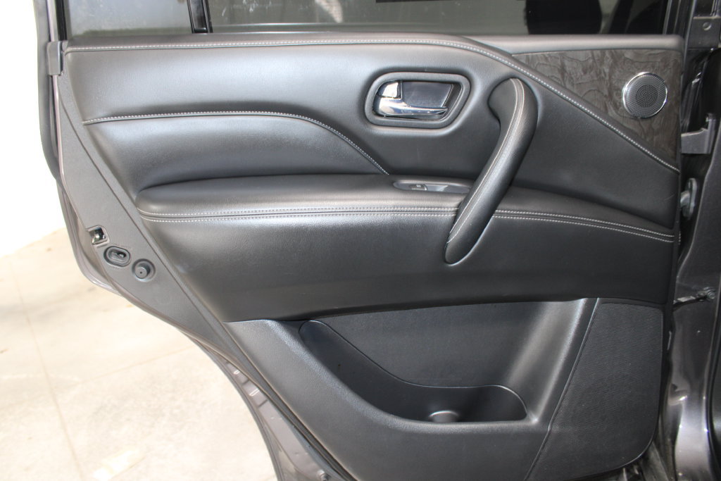 Used 2022 INFINITI QX80 Luxe w/ Cargo Package RWD image 17
