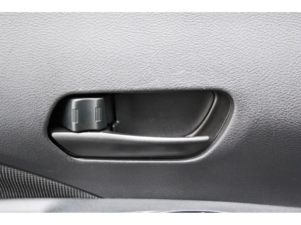 Certified 2025 Nissan Kicks Play S FWD image 20