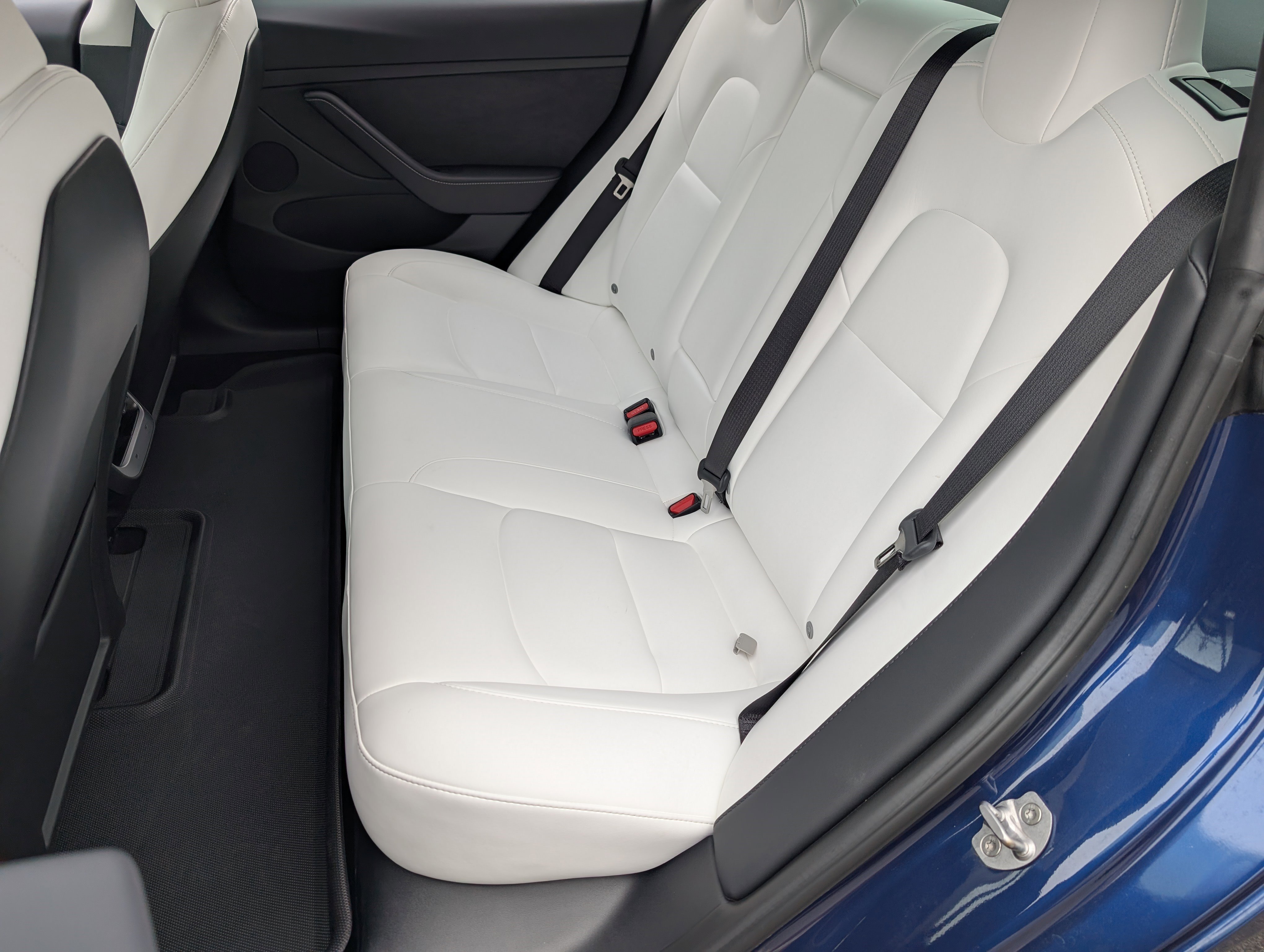 Used 2023 Tesla Model 3 Standard Range RWD image 18