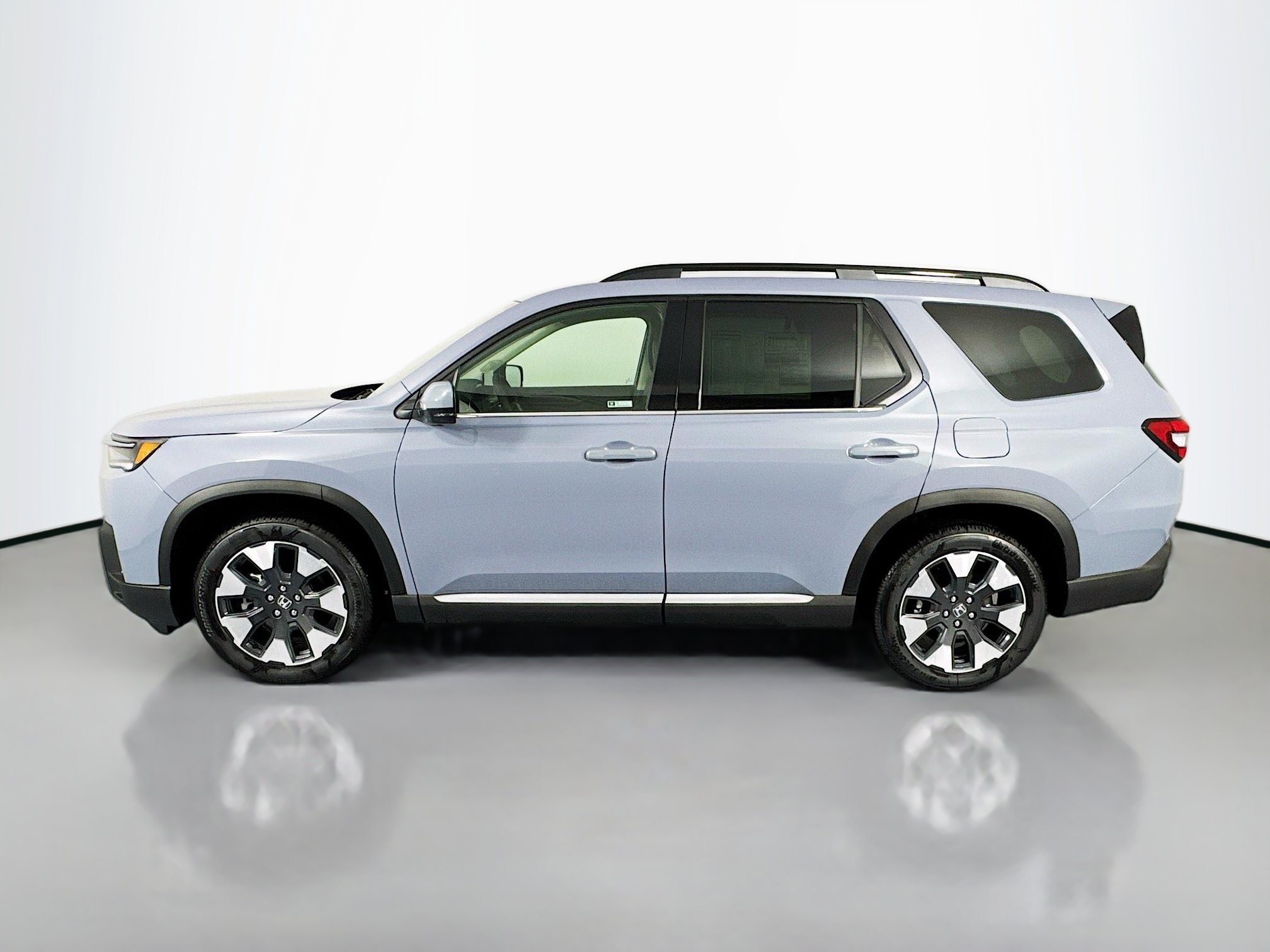 New 2026 Honda Pilot Touring image 8