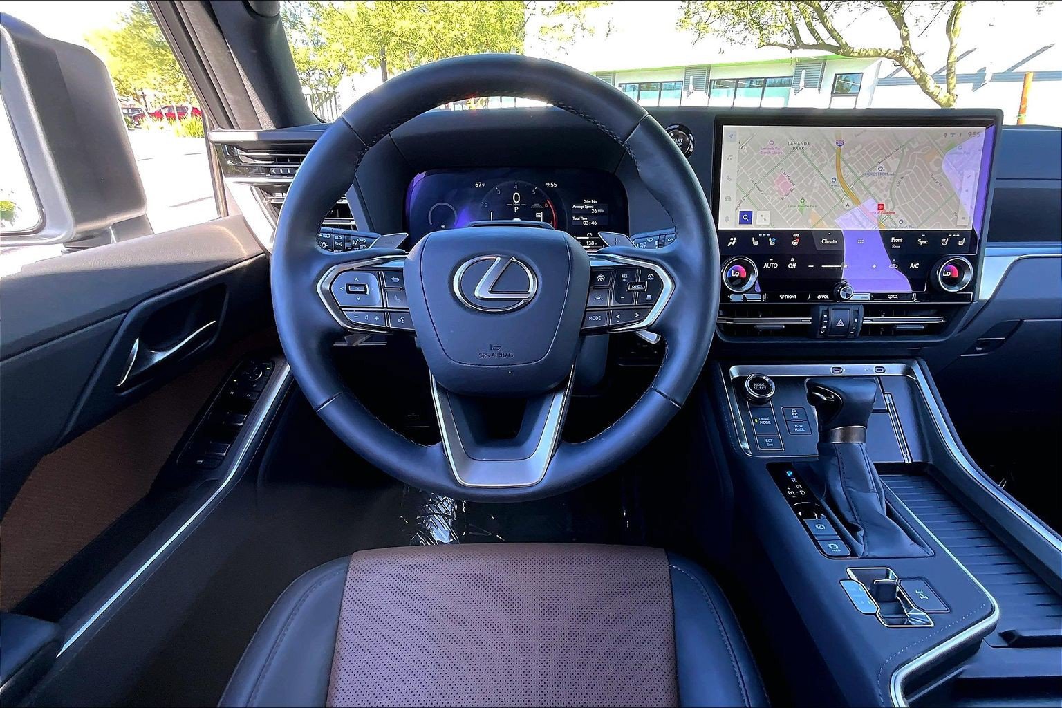 Used 2026 Lexus GX 550 w/ Accessory Package (31) AWD/4WD image 7