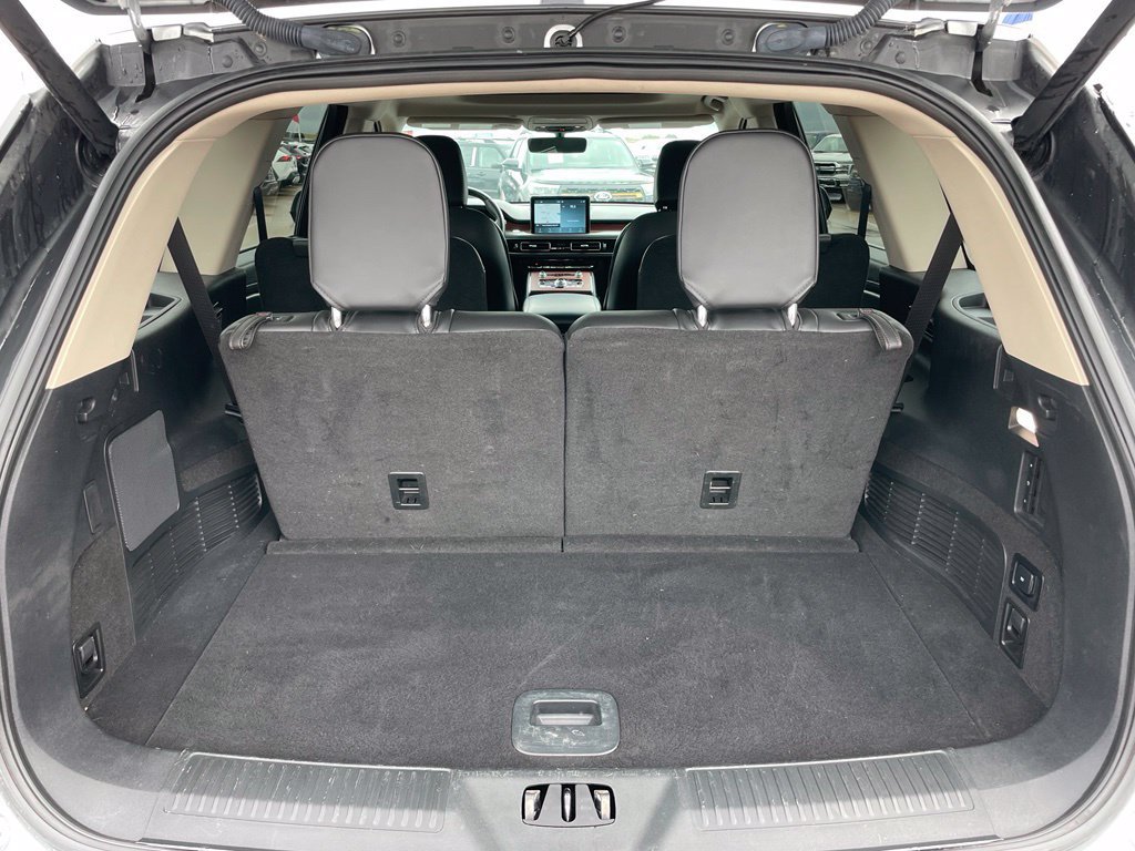 Used 2023 Lincoln Aviator Reserve AWD/4WD image 34