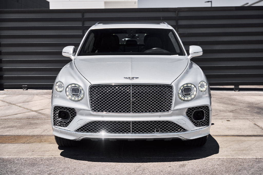 Used 2021 Bentley Bentayga AWD/4WD image 14