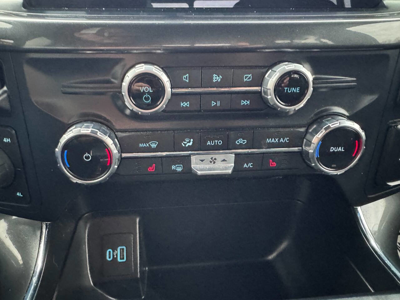 Used 2022 Ford F150 XLT w/ Equipment Group 302A High image 20