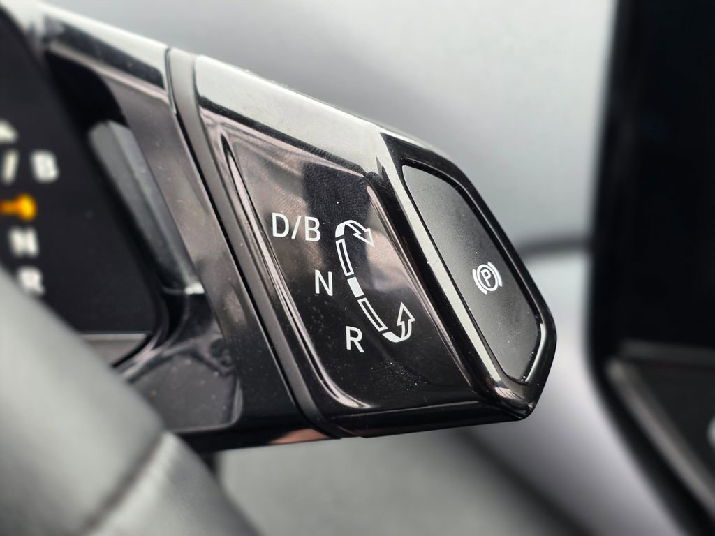 Used 2023 Volkswagen ID.4 Pro RWD image 33