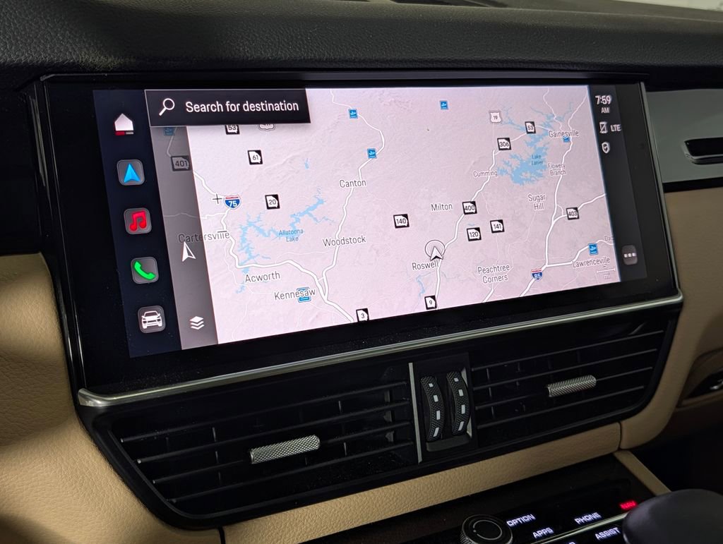 Certified 2023 Porsche Cayenne Platinum Edition image 32