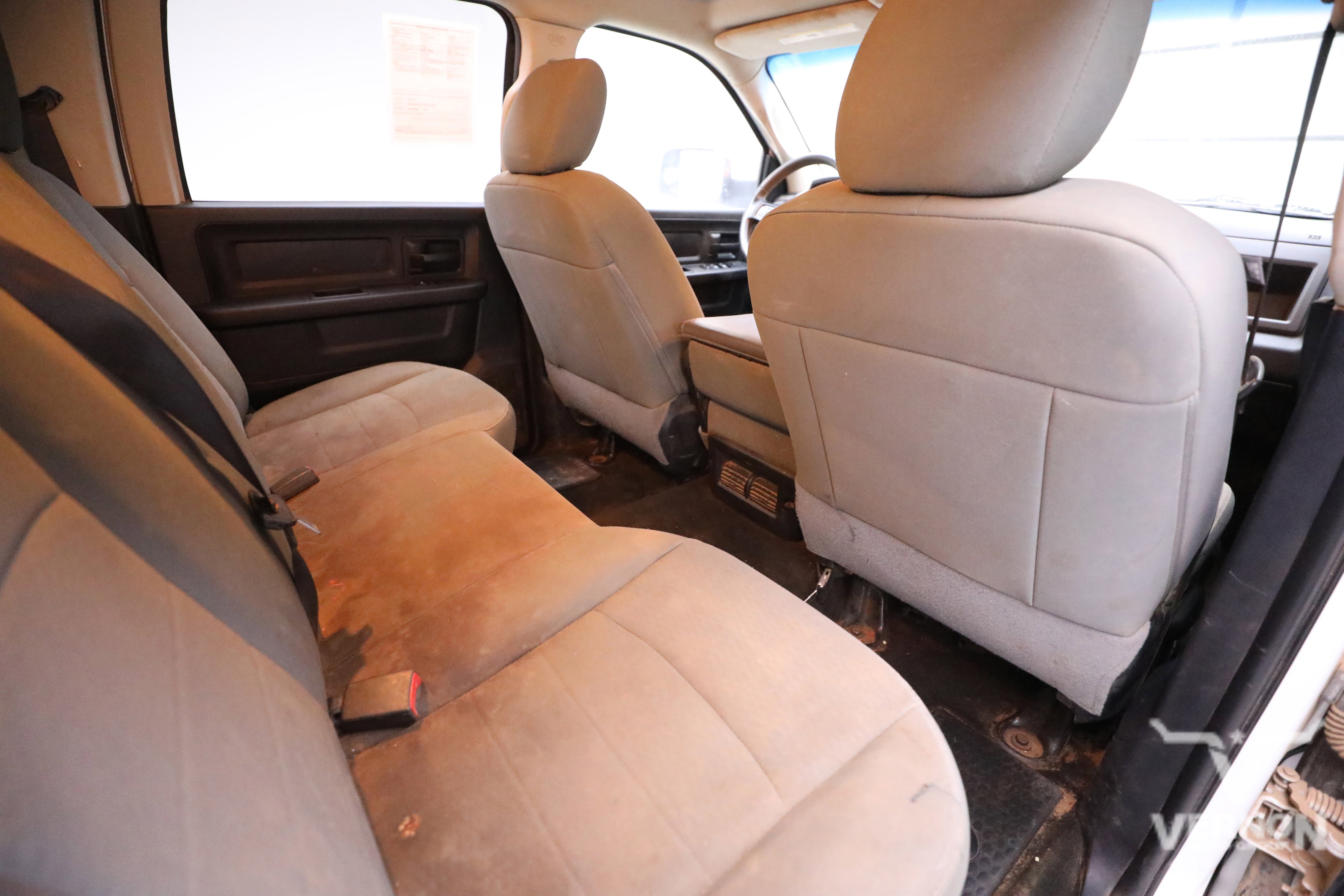 Used 2015 RAM 2500 Tradesman w/ Chrome Appearance Group image 12