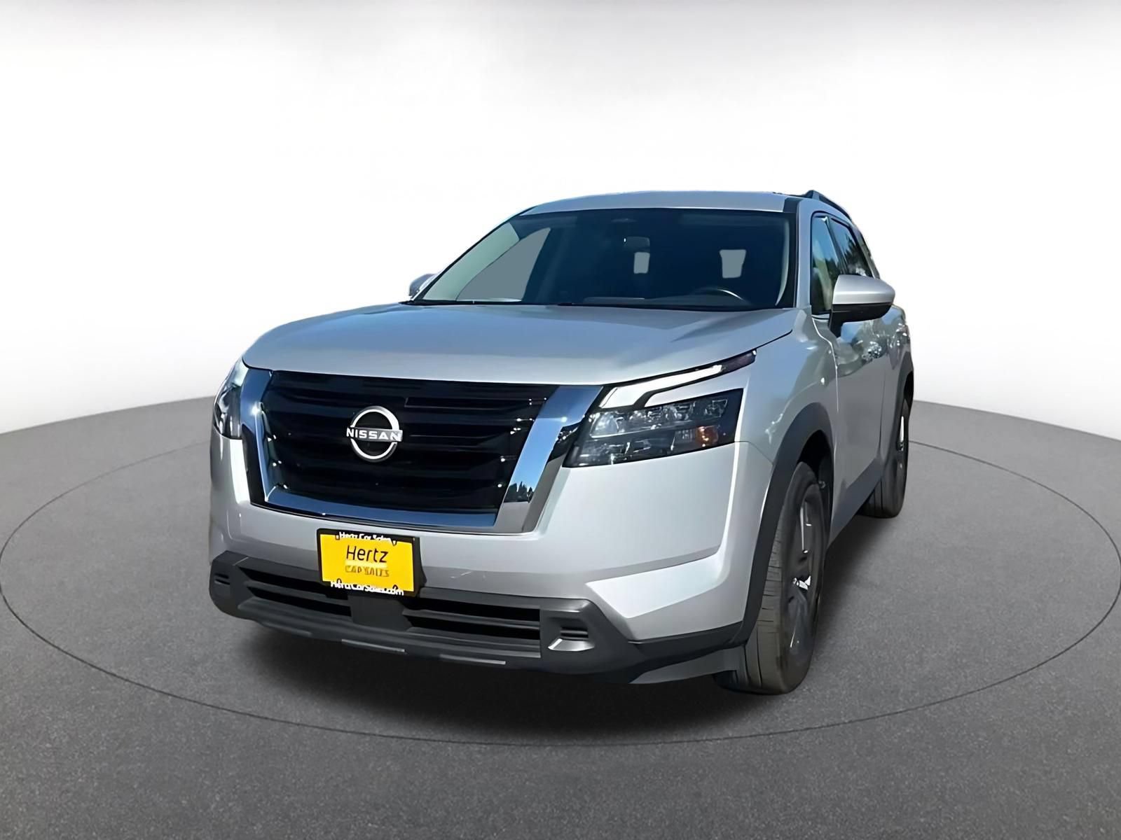 Used 2025 Nissan Pathfinder SV AWD/4WD image 5