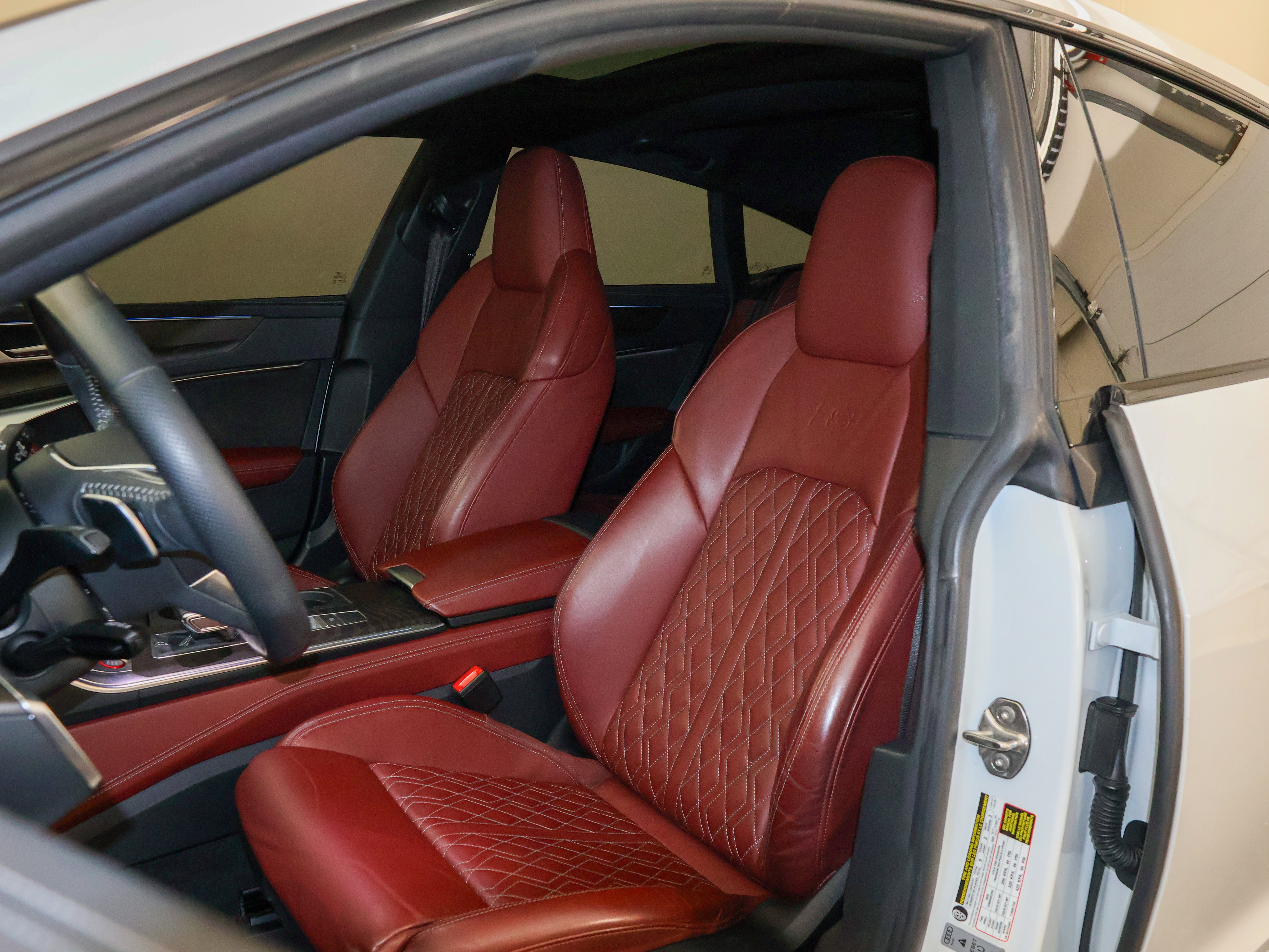 Used 2020 Audi S7 Prestige w/ Prestige Package image 16