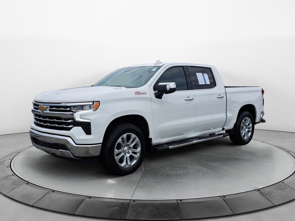 Certified 2025 Chevrolet Silverado 1500 LTZ w/ LTZ Premium Package image 3