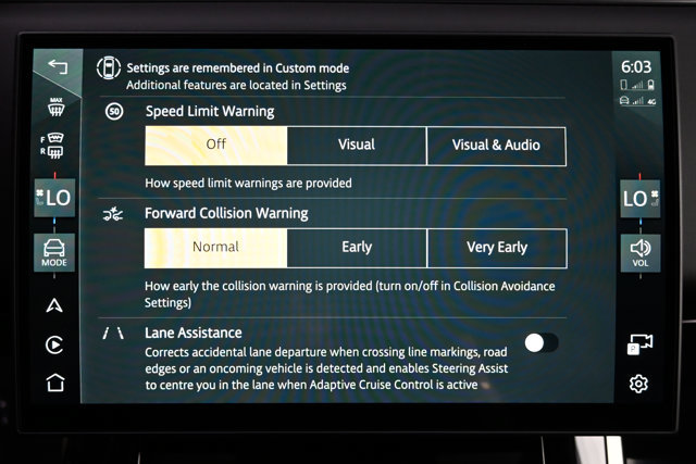 Used 2025 Land Rover Range Rover Sport SE AWD/4WD image 91