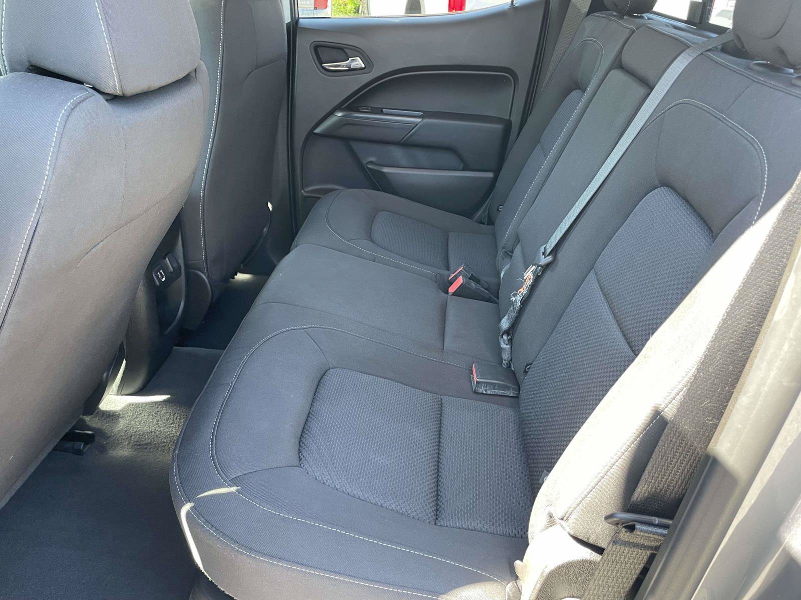 Used 2021 Chevrolet Colorado LT w/ LT Convenience Package RWD image 11