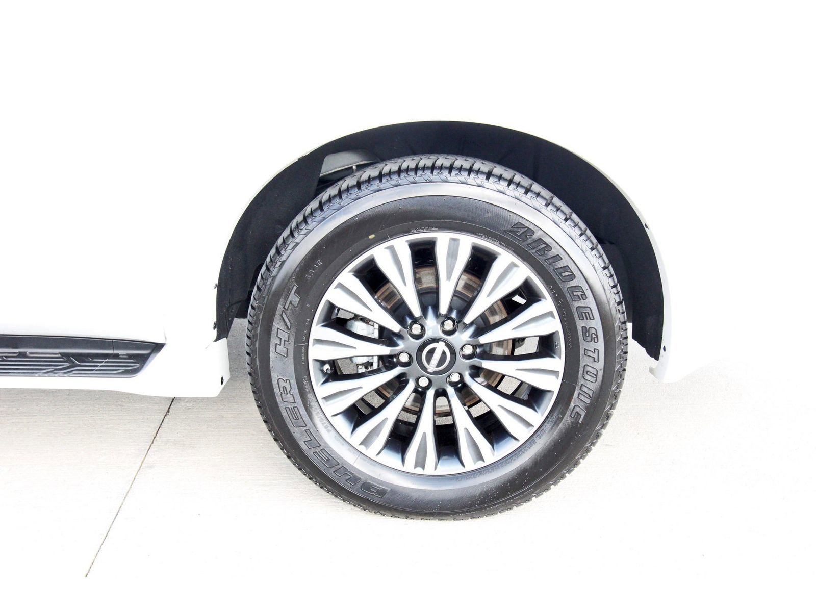 Used 2024 Nissan Armada SL w/ Midnight Edition Package image 34