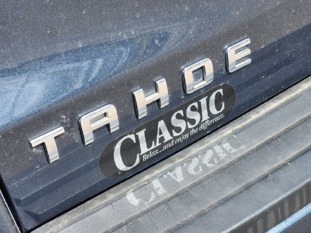 Used 2020 Chevrolet Tahoe LT w/ Luxury Package RWD image 12