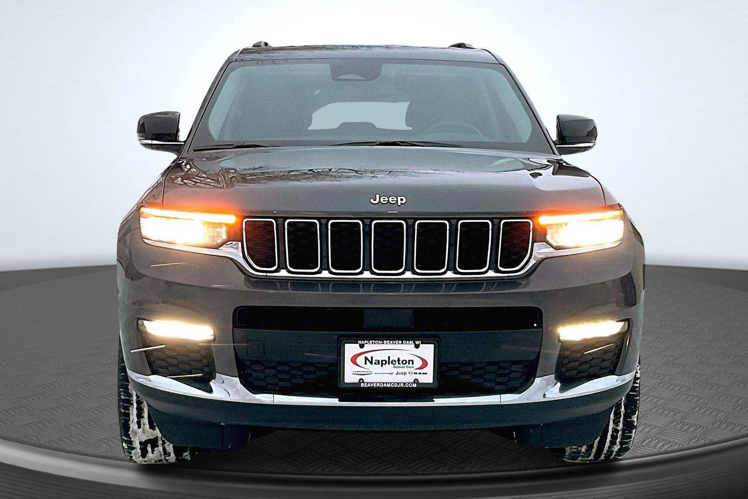 Used 2021 Jeep Grand Cherokee L Limited w/ Trailer Tow Package image 3