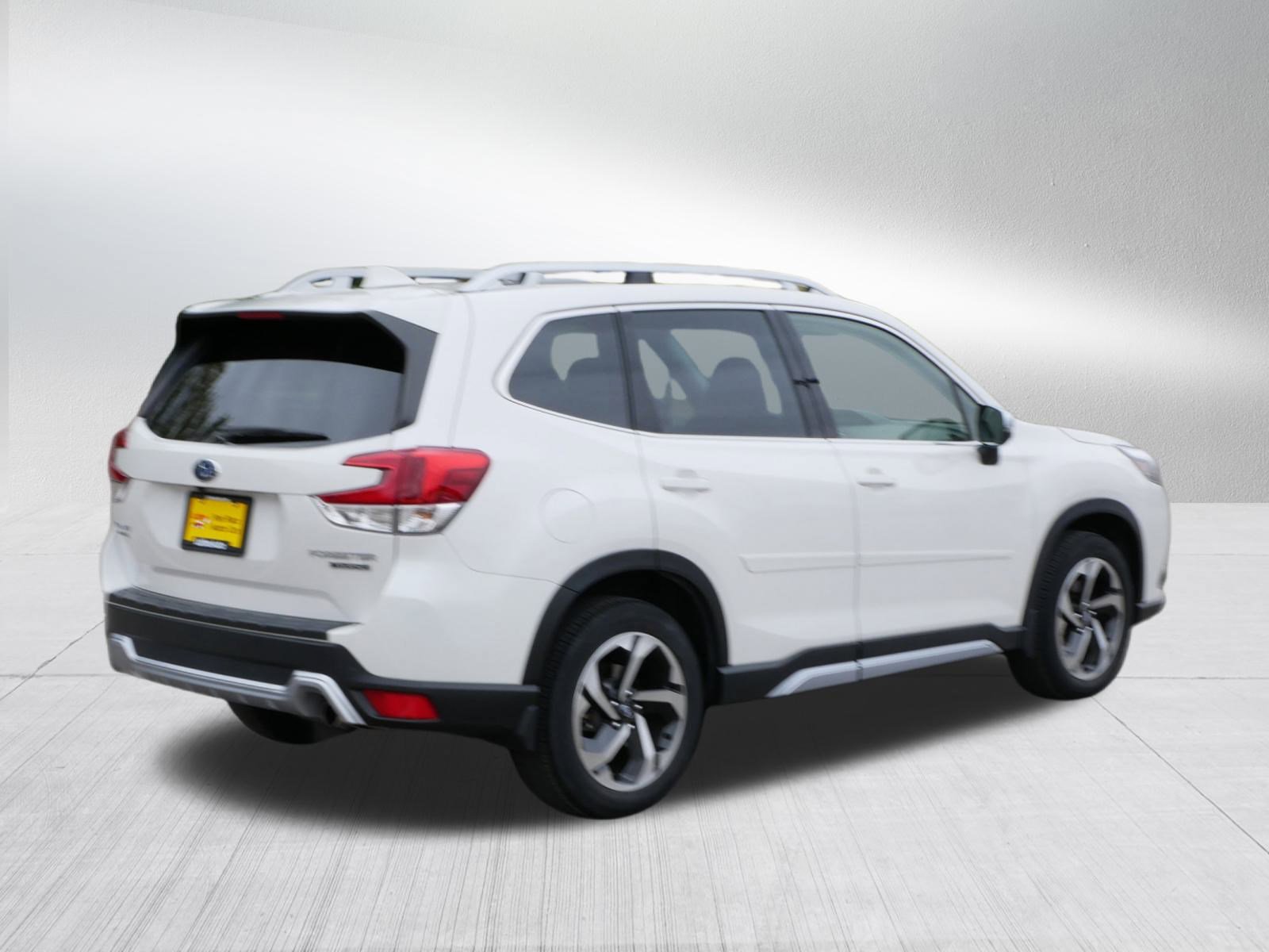 Used 2022 Subaru Forester Touring image 7