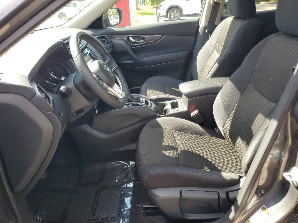 Used 2019 Nissan Rogue S w/ Special Edition Package FWD image 14