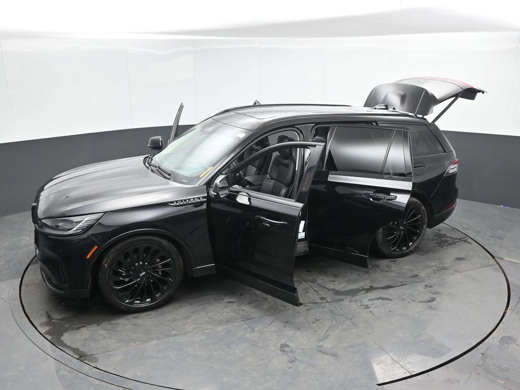 Used 2025 Lincoln Aviator Reserve w/ Equipment Group 201A image 56