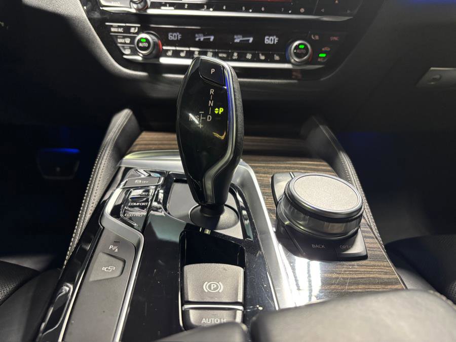 Used 2018 BMW 540i xDrive image 14