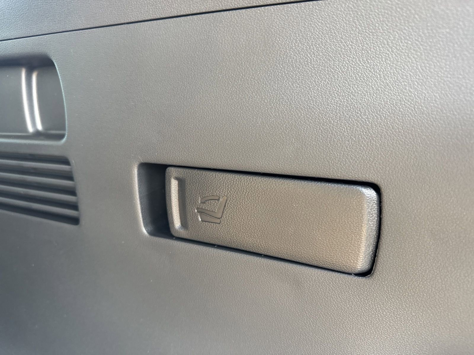 New 2026 Hyundai Tucson Blue SE image 24