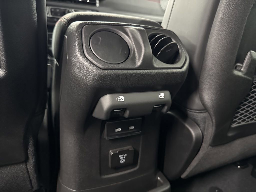New 2025 Jeep Wrangler Unlimited Rubicon image 13