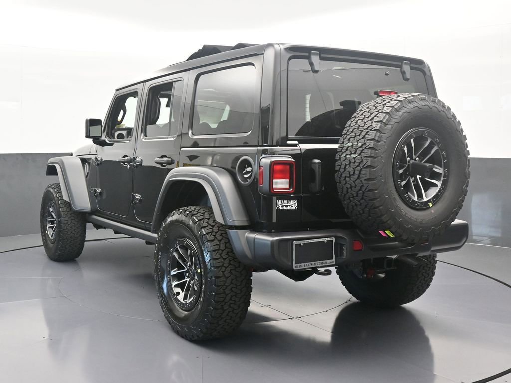 Used 2025 Jeep Wrangler Willys AWD/4WD image 4