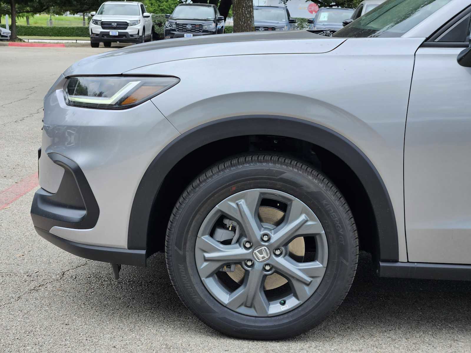 New 2026 Honda HR-V LX image 8