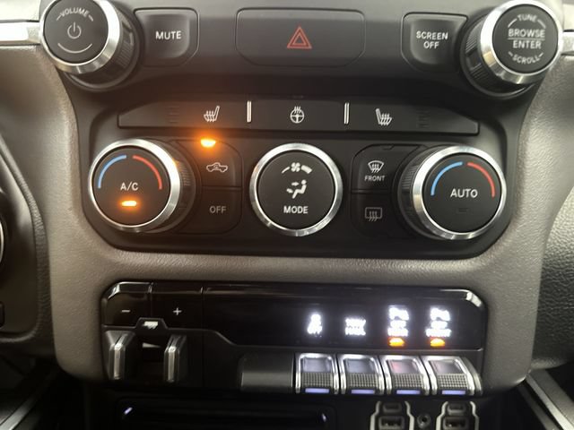 Used 2019 RAM 1500 Big Horn AWD/4WD image 18