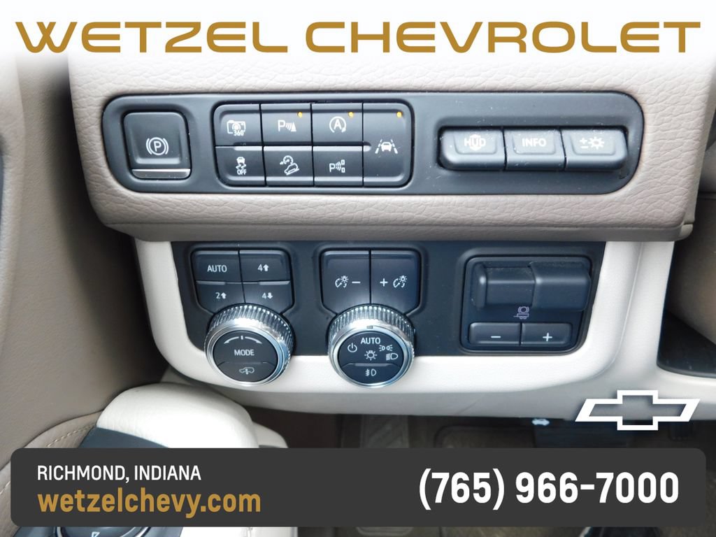 Used 2023 GMC Yukon XL Denali w/ Denali Reserve Package AWD/4WD image 41