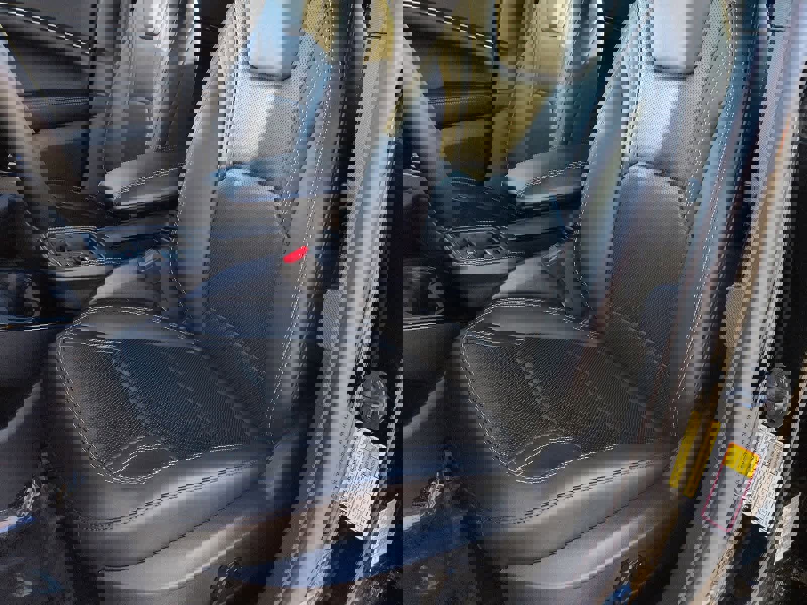 Used 2025 Ford Mustang Mach-E Premium image 17