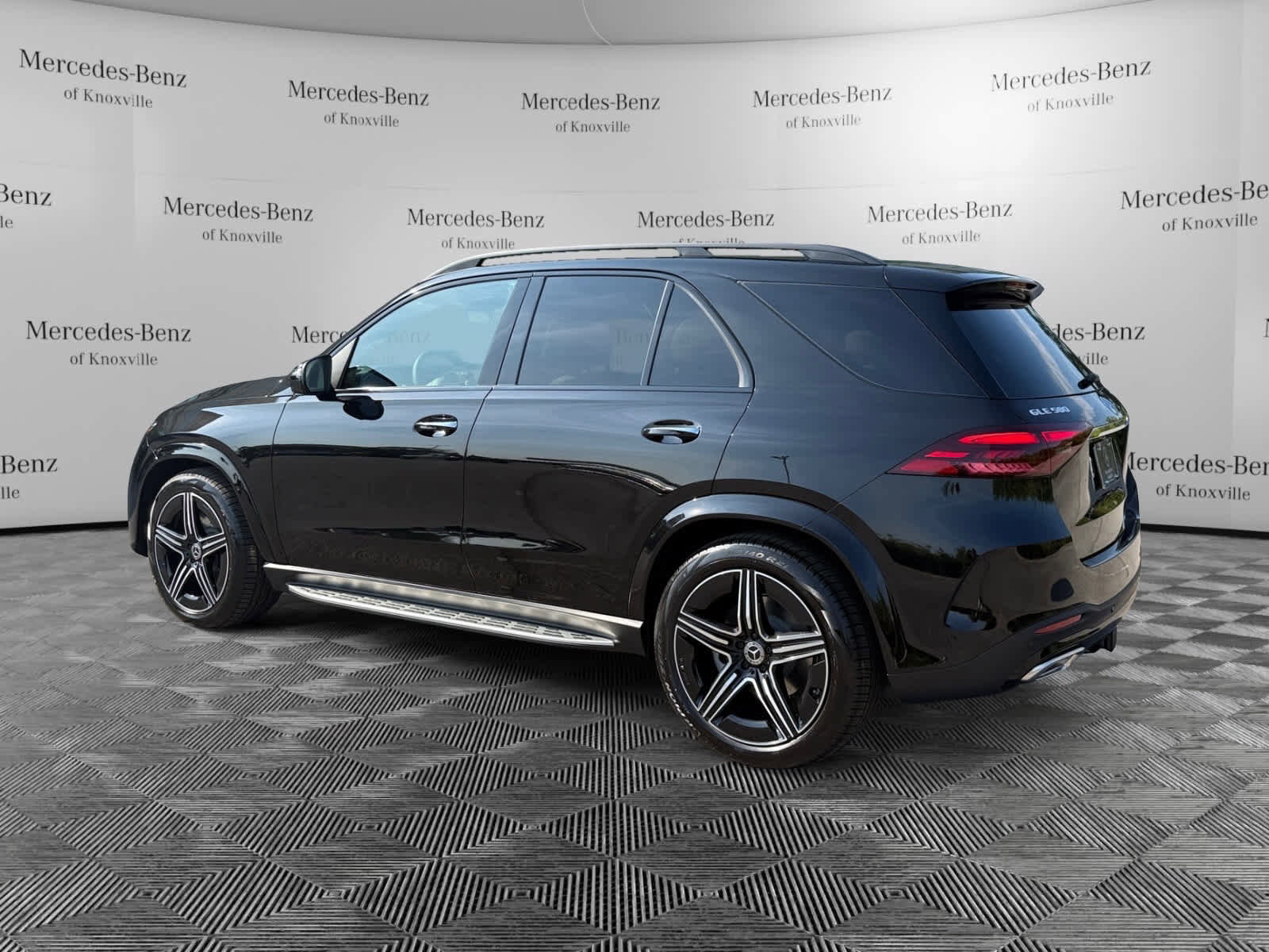 New 2026 Mercedes-Benz GLE 580 4MATIC image 3