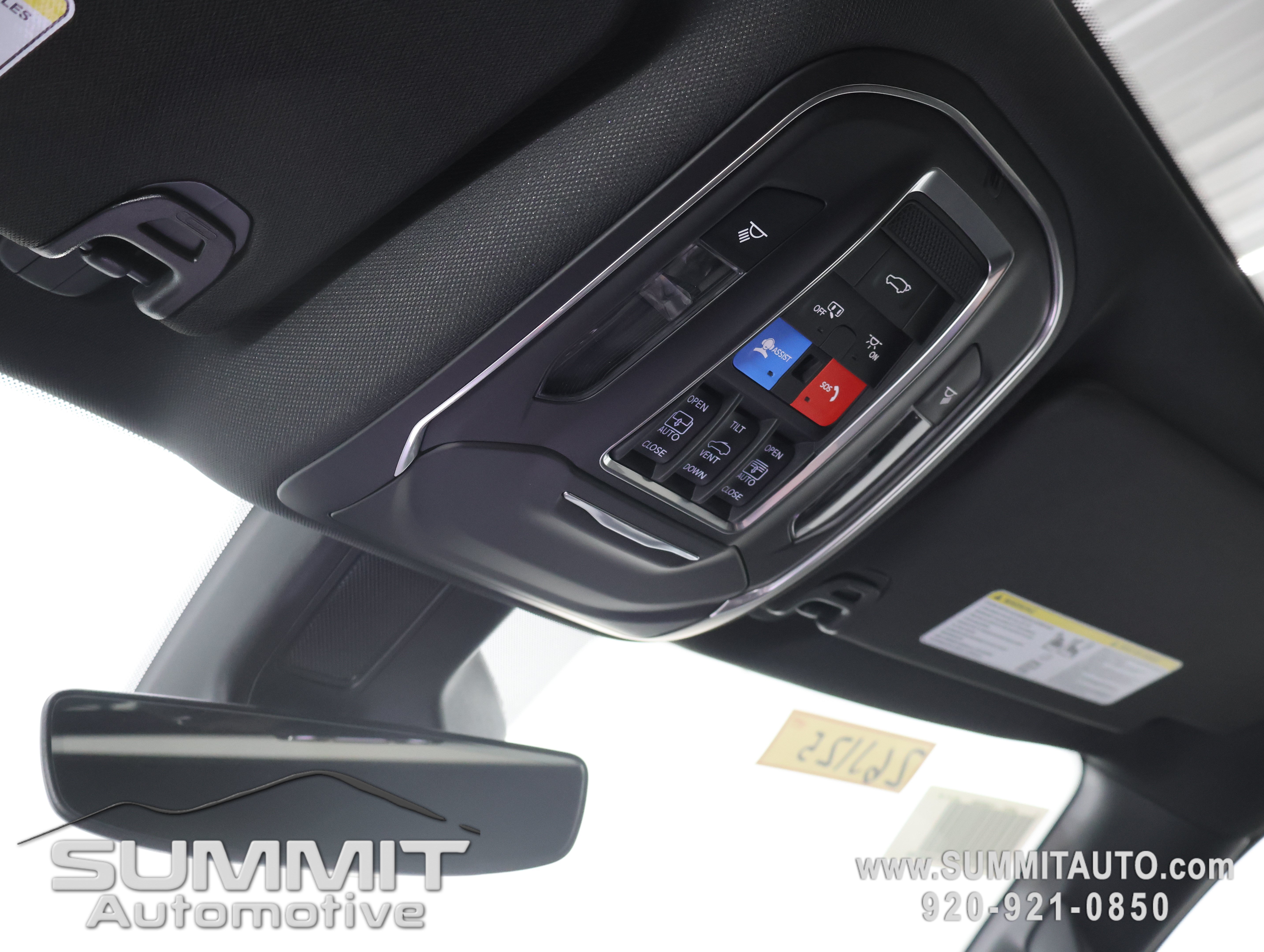 New 2026 Jeep Grand Wagoneer L Limited AWD/4WD image 12
