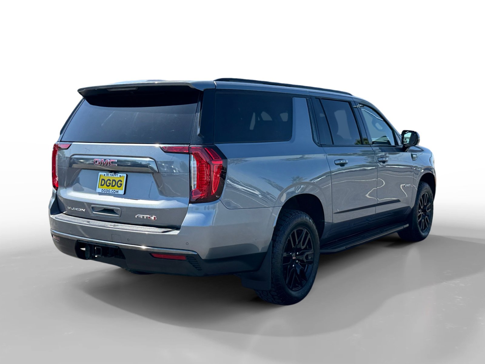 Used 2022 GMC Yukon XL AT4 w/ Max Trailering Package AWD/4WD image 5
