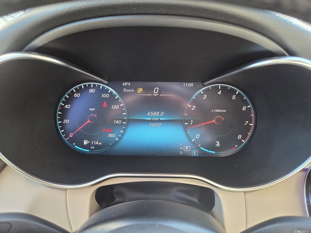 Used 2022 Mercedes-Benz GLC 300 4MATIC w/ Premium Package Lite image 16