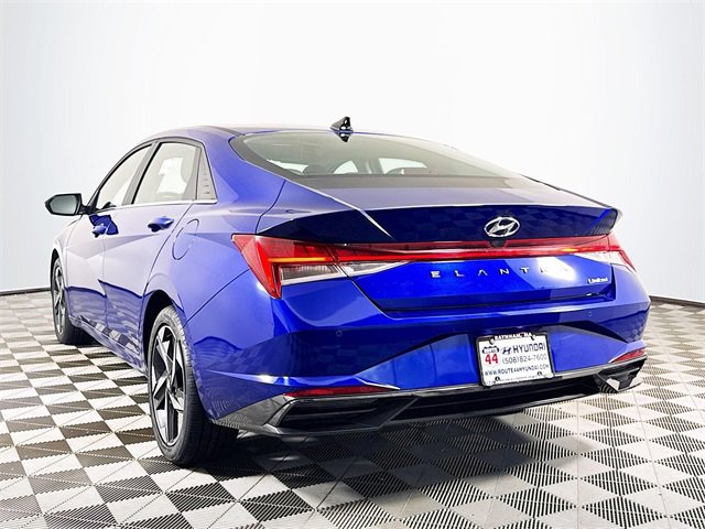 Used 2023 Hyundai Elantra Limited w/ Cargo Package image 6