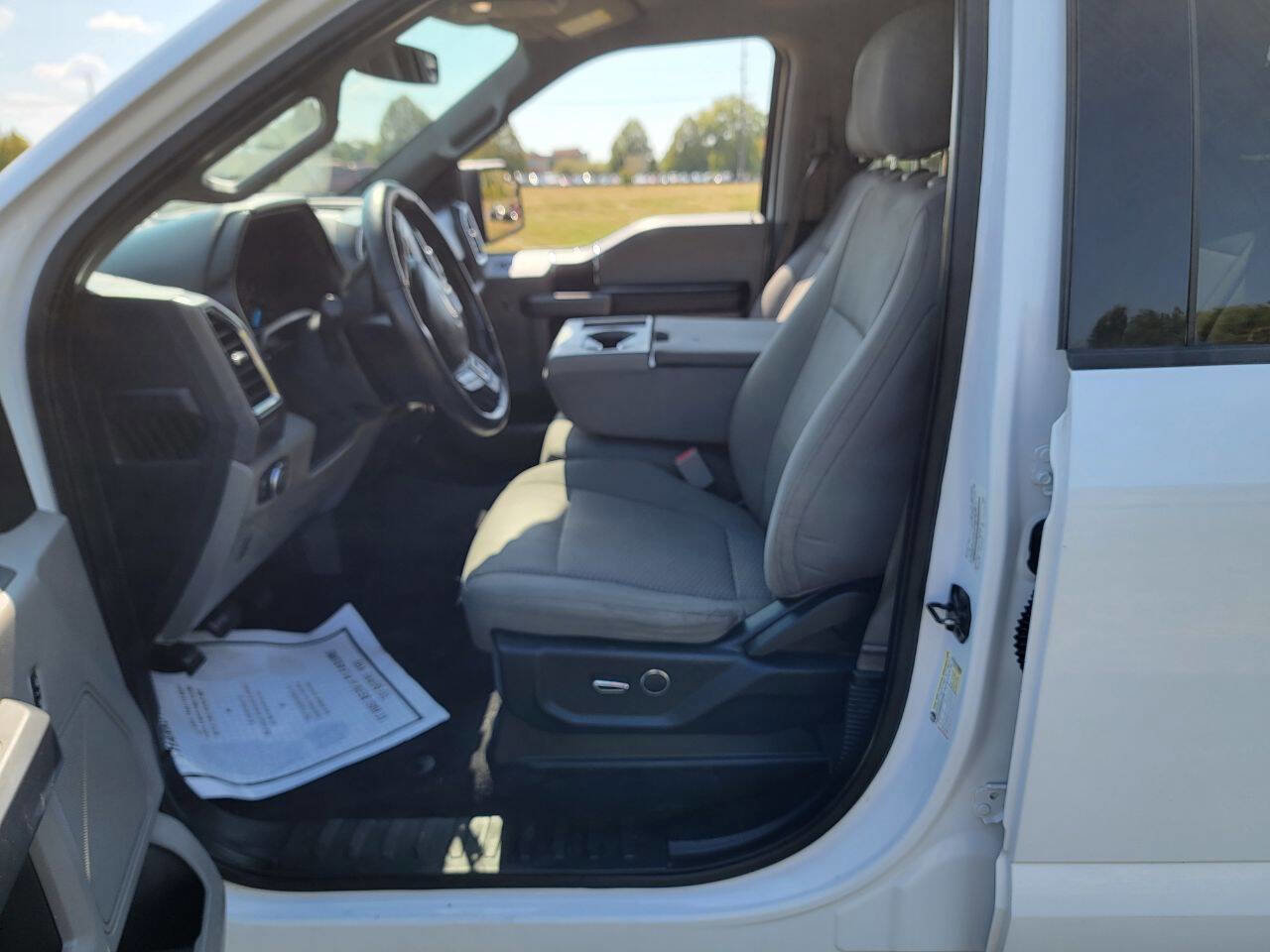 Used 2016 Ford F150 XLT w/ Equipment Group 301A Mid image 15
